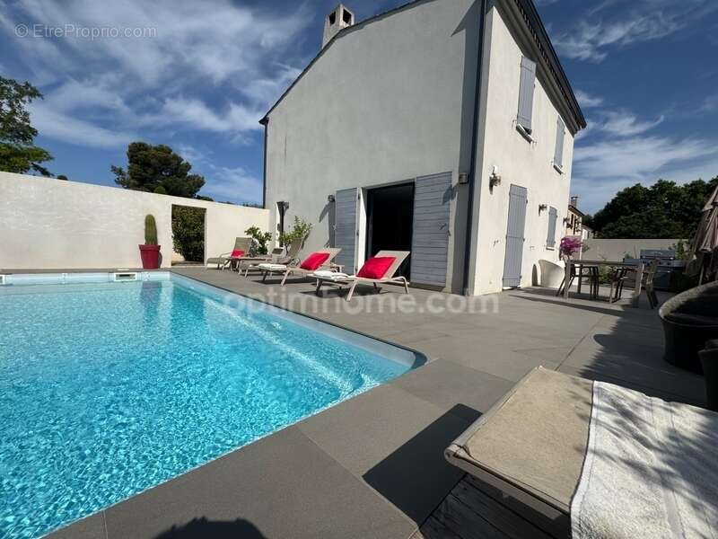 Maison à MAUSSANE-LES-ALPILLES