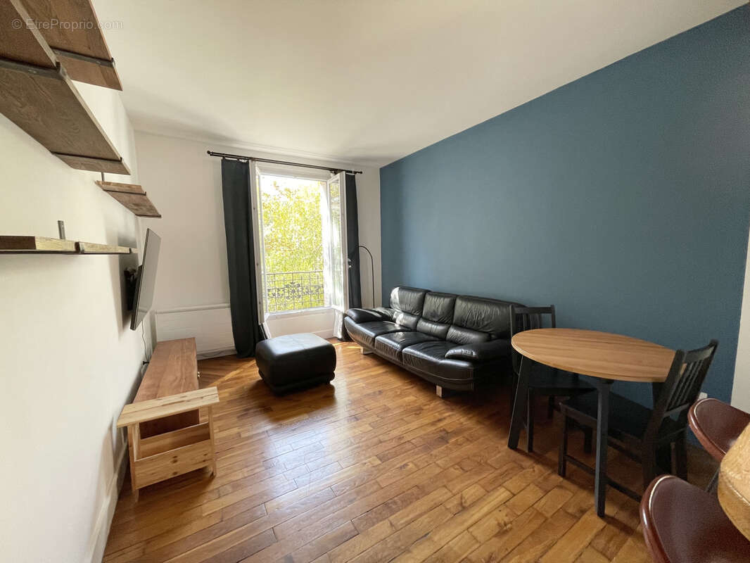 Appartement à NEUILLY-SUR-SEINE