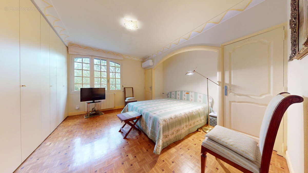 Maison à SAINT-SULPICE-SUR-LEZE