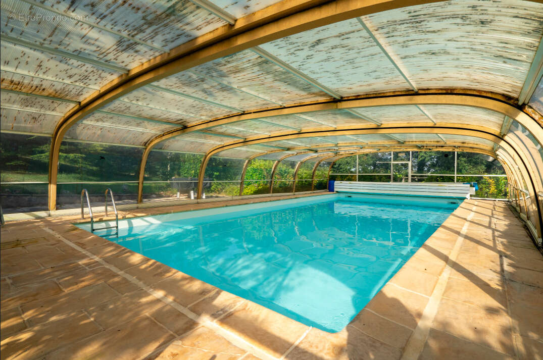 Maison à SAINT-SULPICE-SUR-LEZE