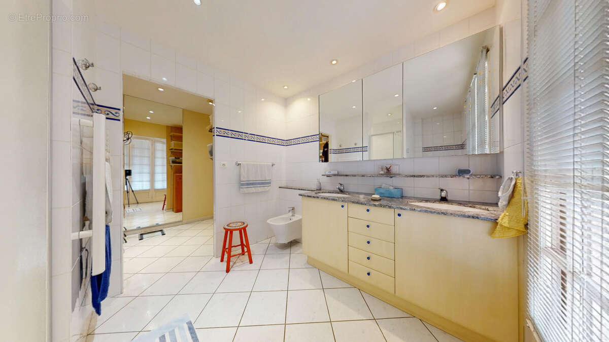 Maison à SAINT-SULPICE-SUR-LEZE