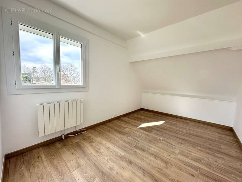 Maison à LA SAUSSAYE