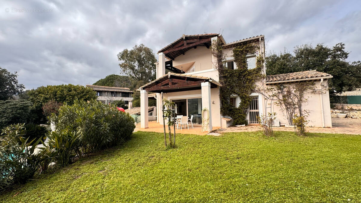 Maison à LA COLLE-SUR-LOUP