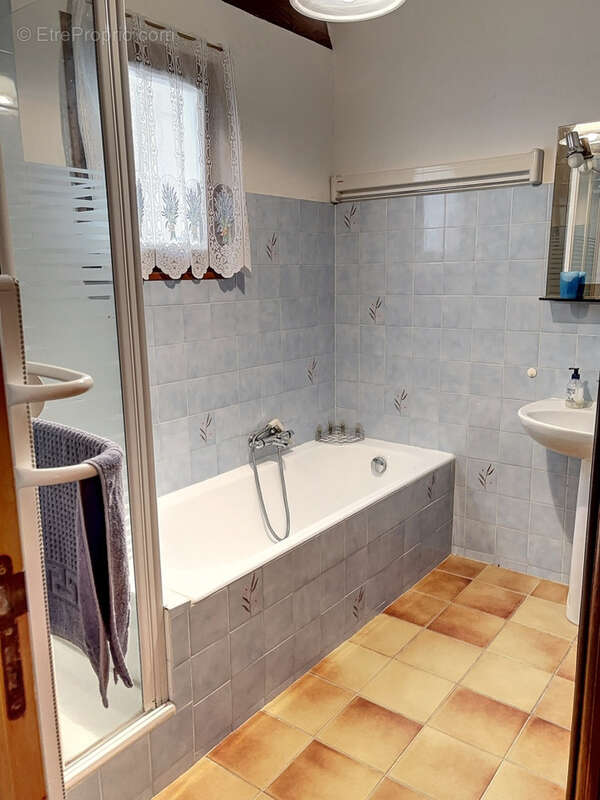 Maison à LA GARDE-FREINET