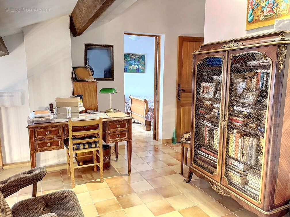 Maison à LA GARDE-FREINET