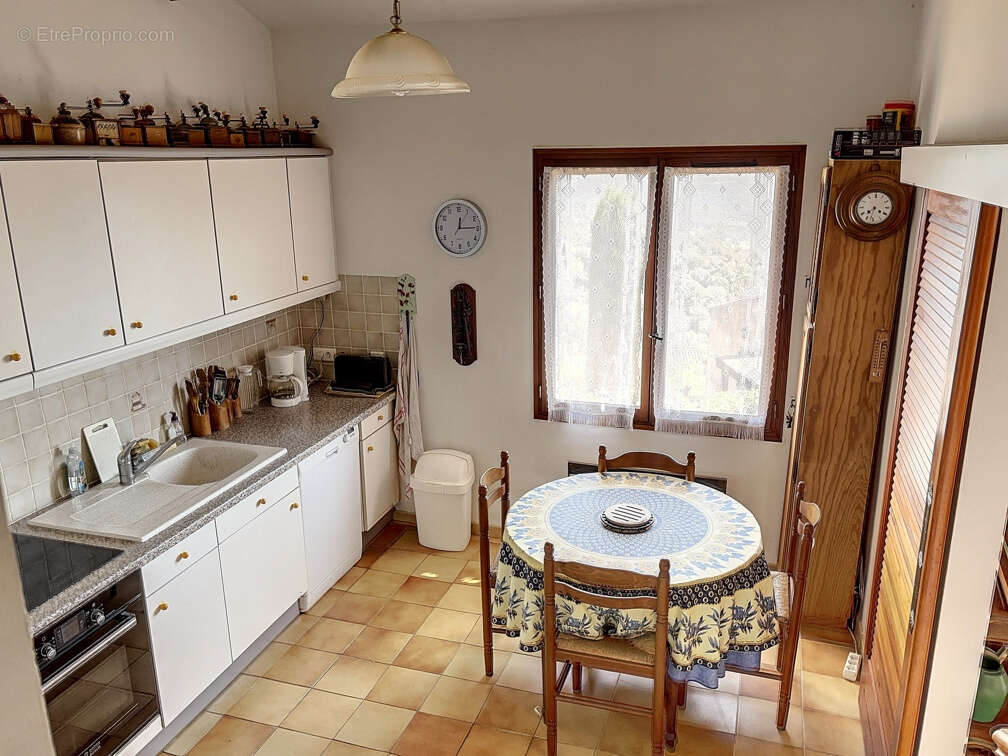 Maison à LA GARDE-FREINET