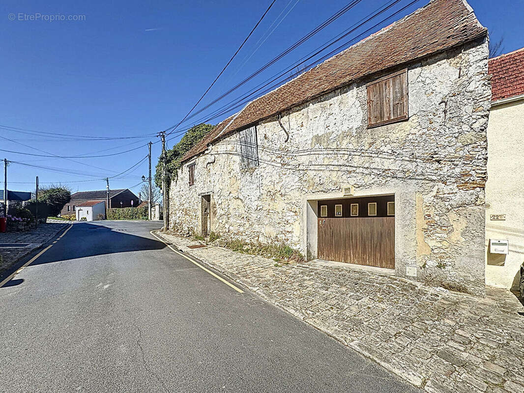 Maison à MAREIL-EN-FRANCE
