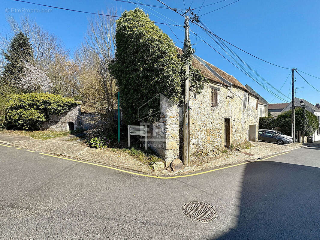 Maison à MAREIL-EN-FRANCE