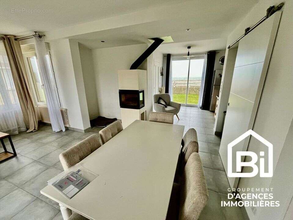 Maison à VER-SUR-MER