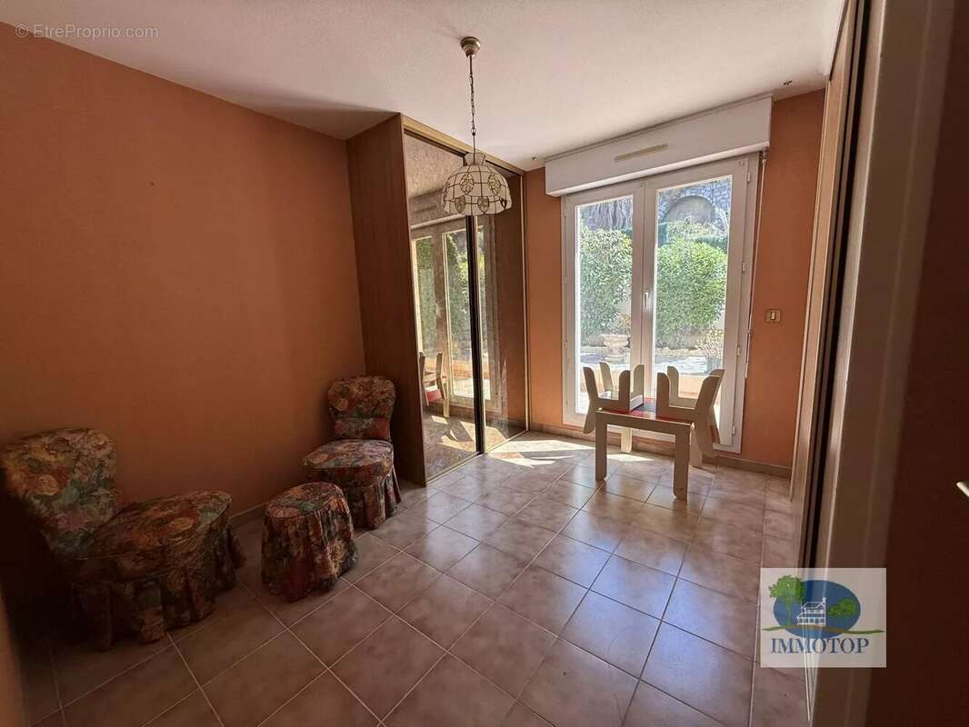 Appartement à MENTON