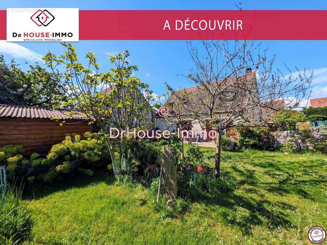 Maison à CHANTELOUP-LES-VIGNES