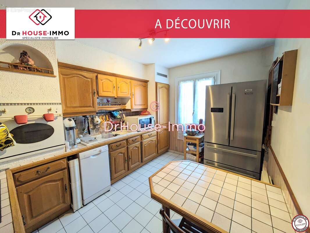 Maison à CHANTELOUP-LES-VIGNES