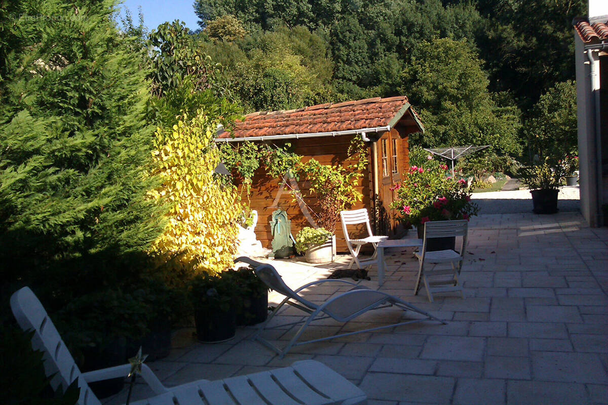 Maison à SAINT-JEAN-D&#039;ANGELY