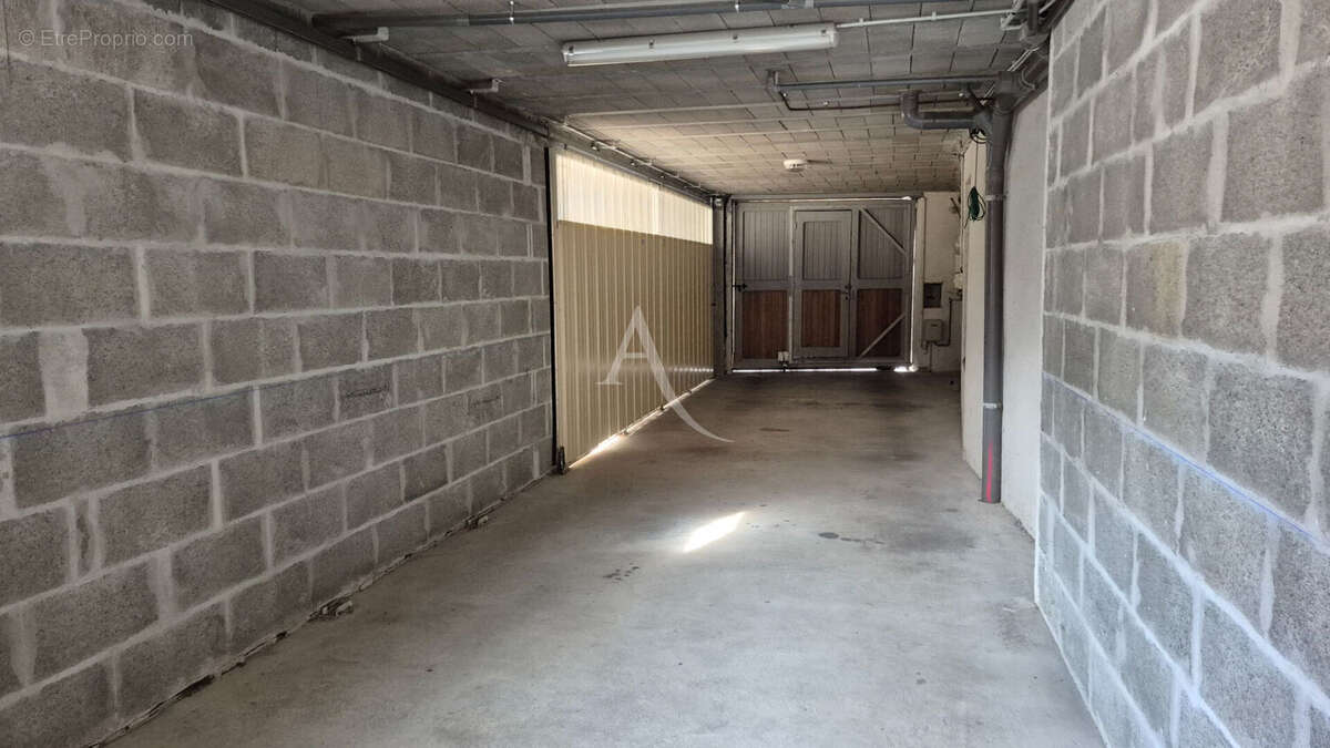 Maison à SAINT-JEAN-D&#039;ANGELY