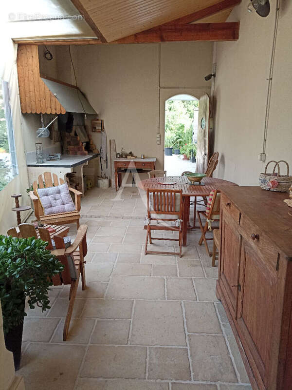 Maison à SAINT-JEAN-D&#039;ANGELY