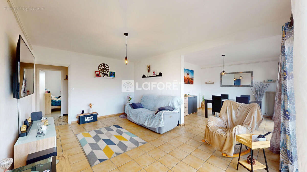 Appartement à MOULINS