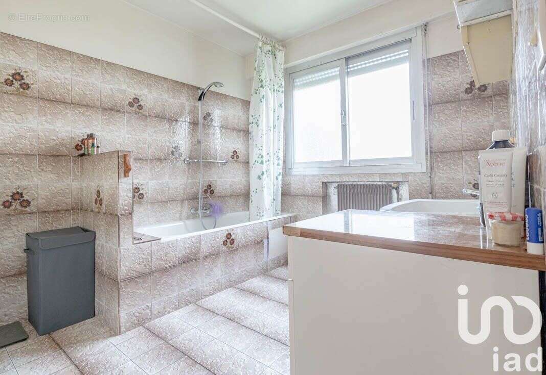 Photo 9 - Maison à CHENNEVIERES-SUR-MARNE