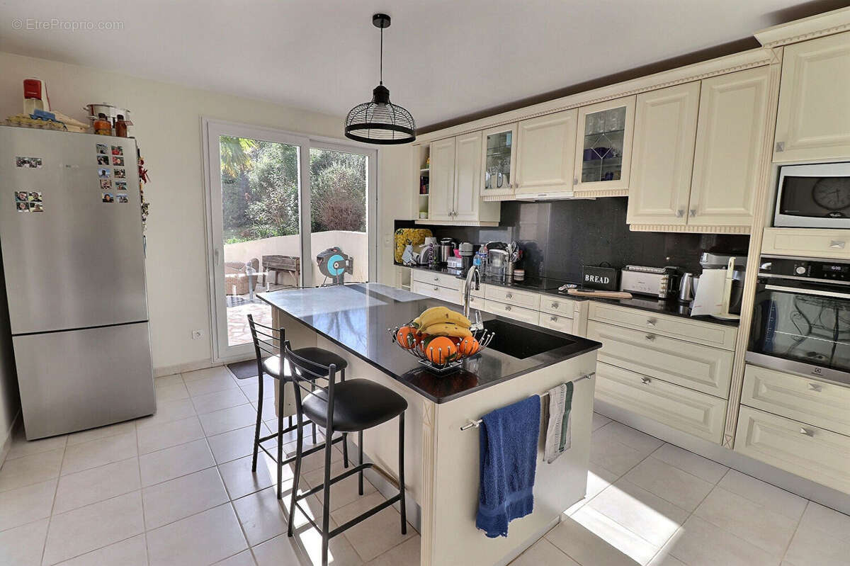 Maison à MAREIL-MARLY