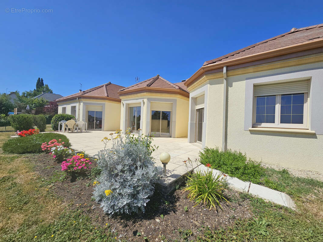 Maison à BELLERIVE-SUR-ALLIER