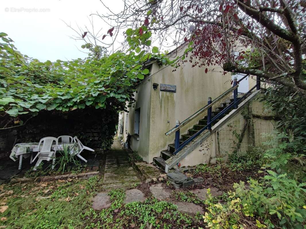 Maison à GRUGE-L&#039;HOPITAL