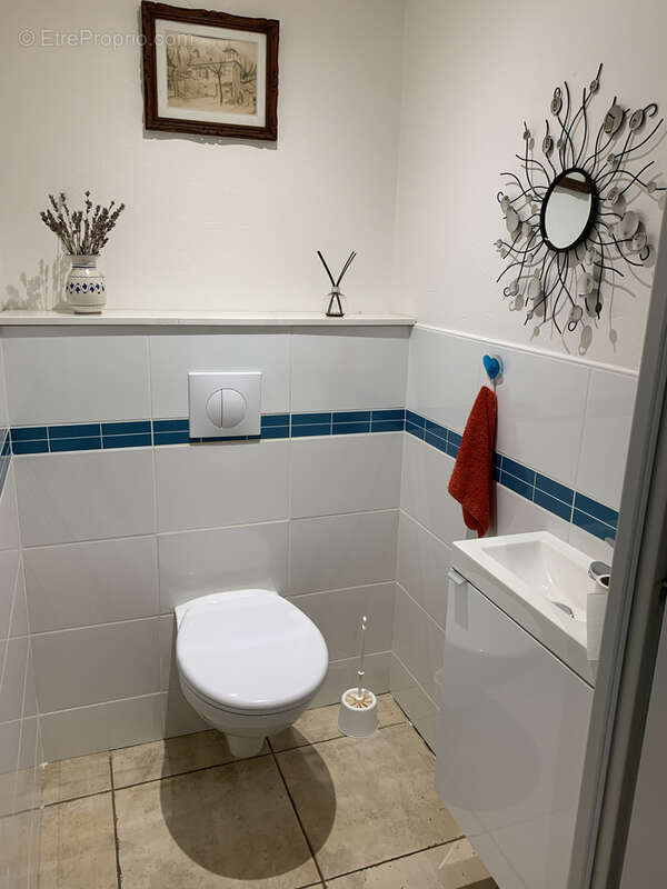 Maison à SAINT-CERNIN-DE-LARCHE