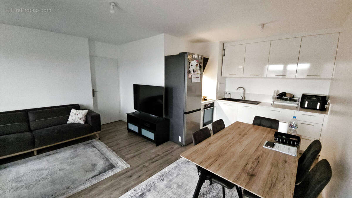 Appartement à TREMBLAY-EN-FRANCE