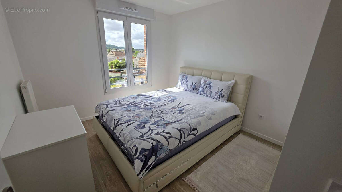 Appartement à TREMBLAY-EN-FRANCE