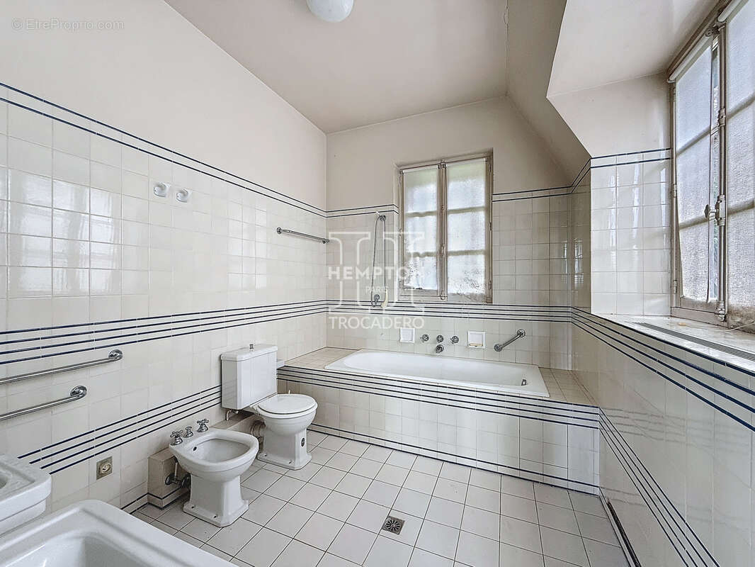 Commerce à HONFLEUR