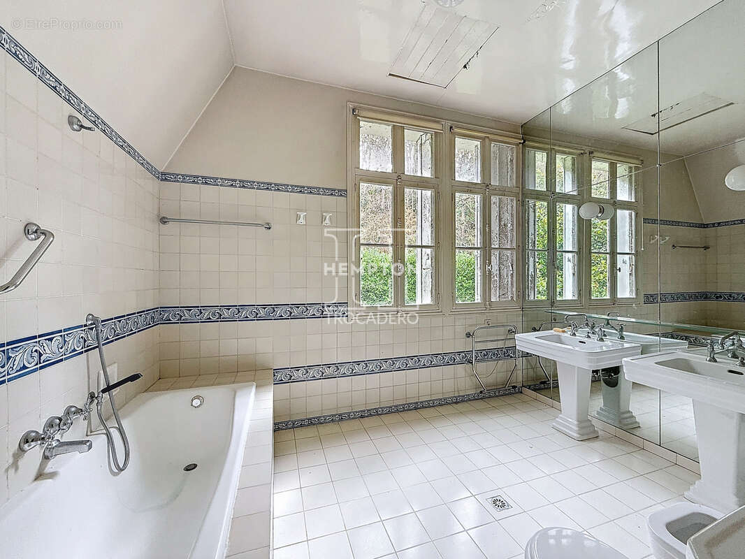 Commerce à HONFLEUR