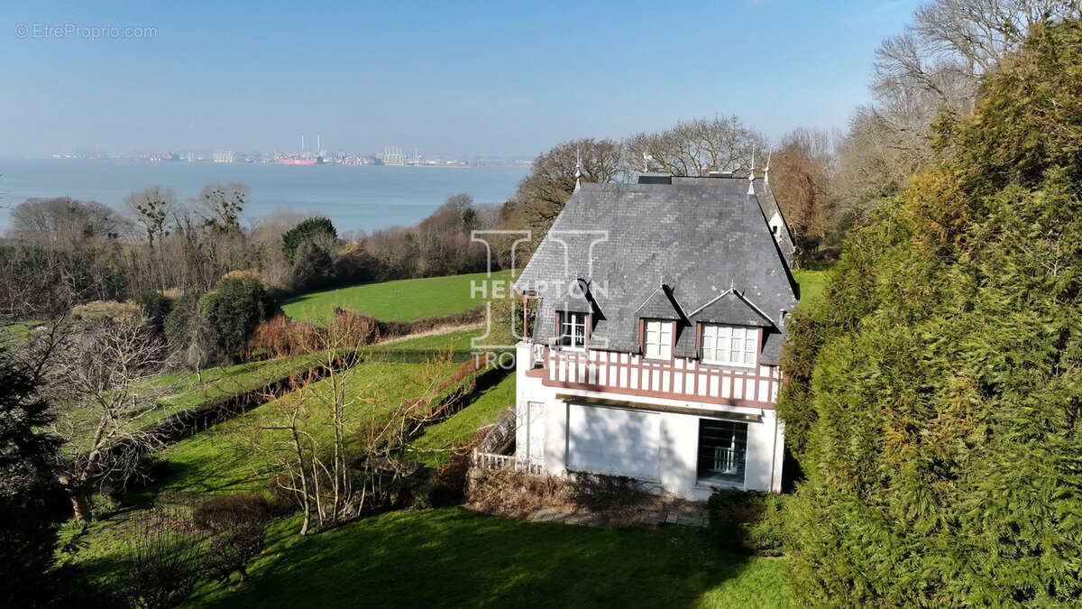 Commerce à HONFLEUR