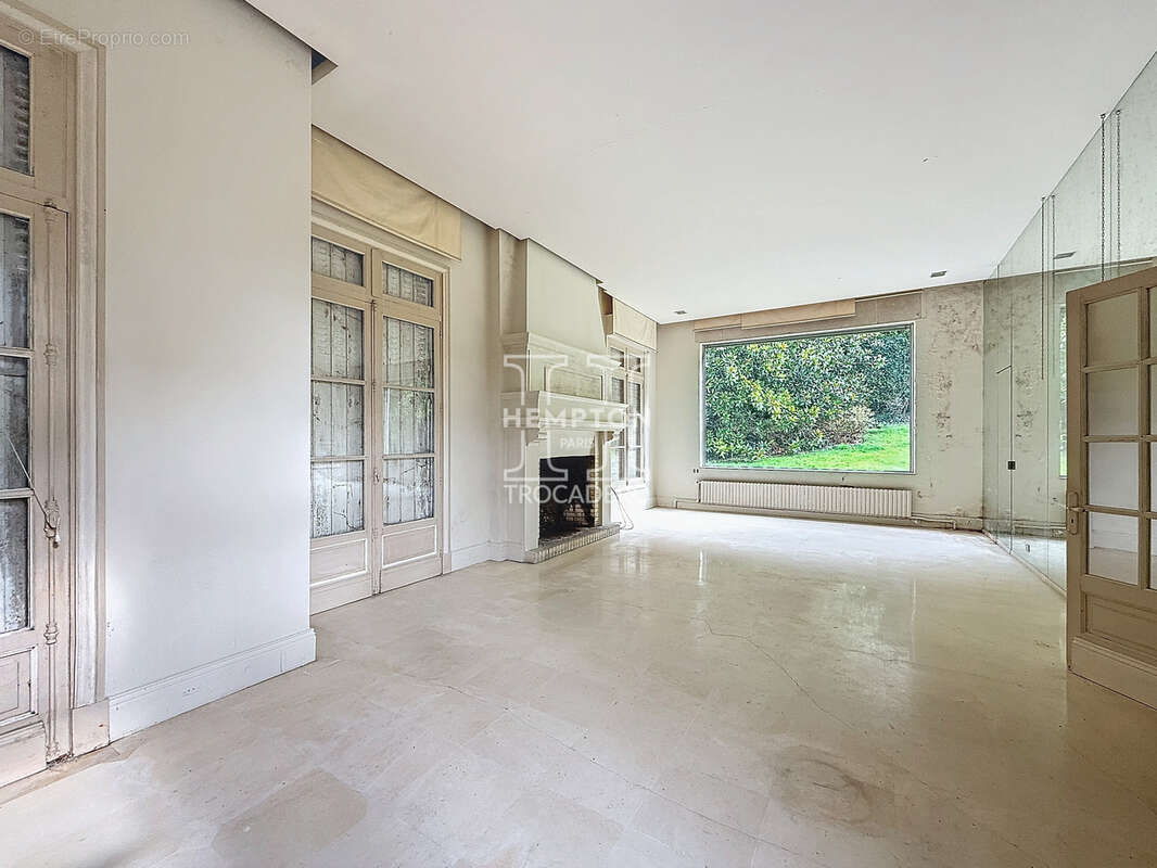 Commerce à HONFLEUR