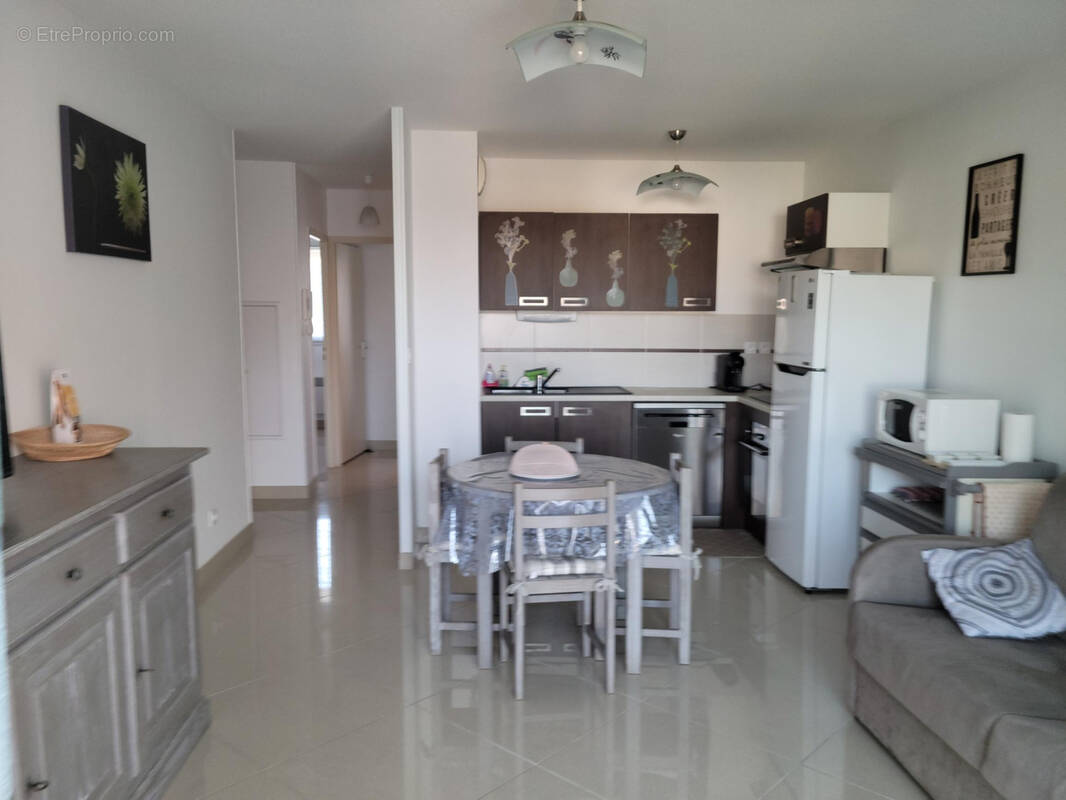 Appartement à FLEURY