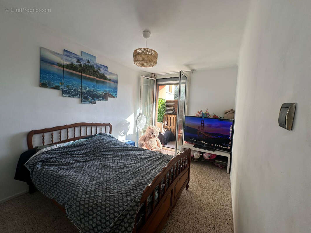 Appartement à PUGET-SUR-ARGENS