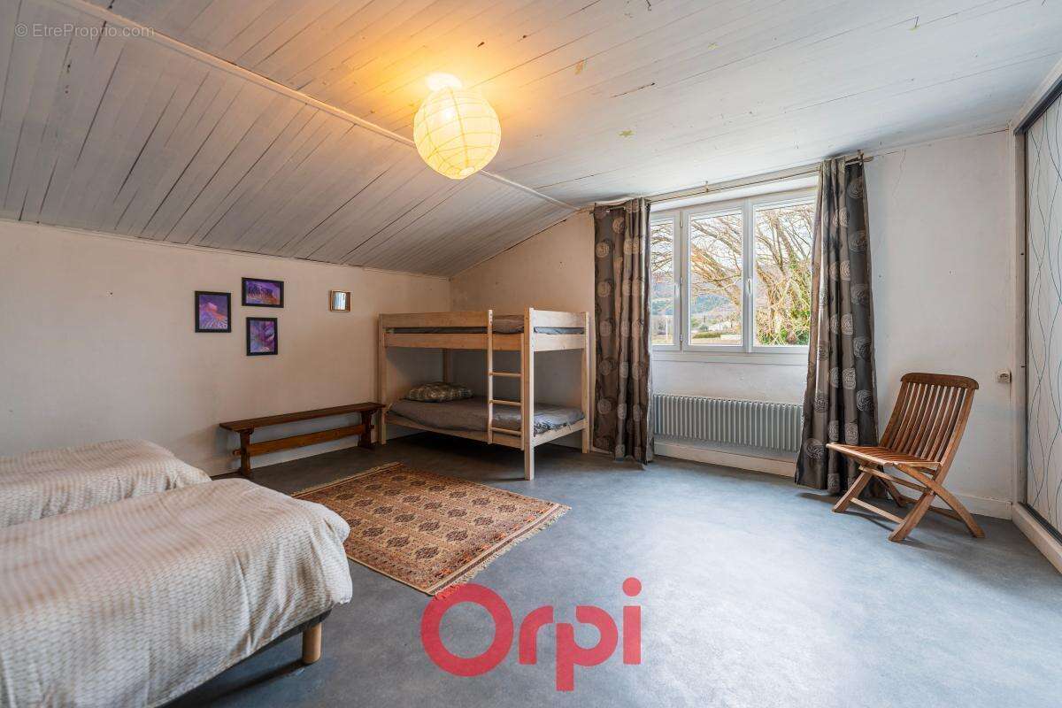 Maison à VALVIGNERES