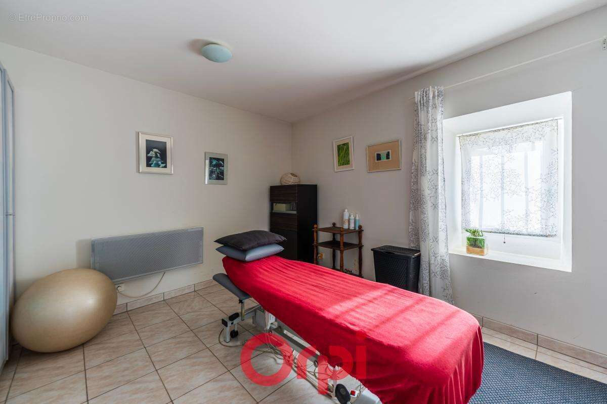 Maison à VALVIGNERES