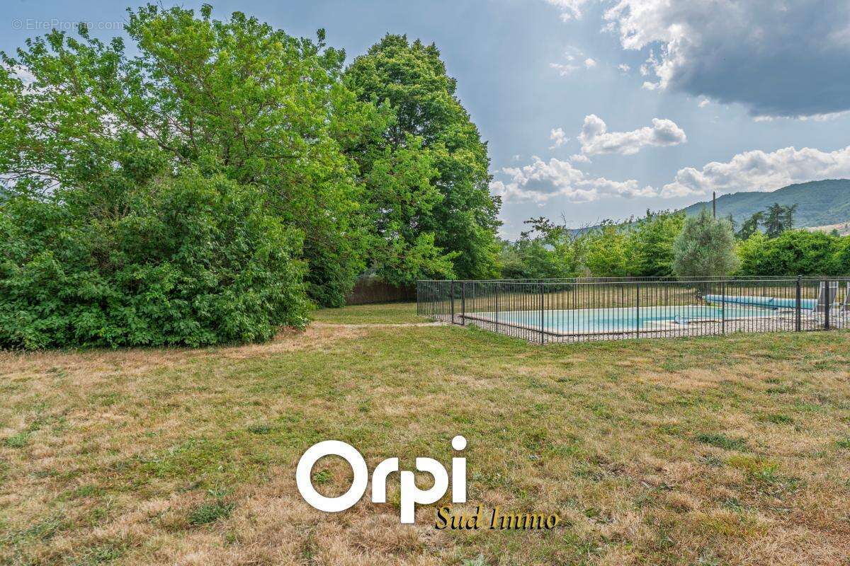 Maison à VALVIGNERES