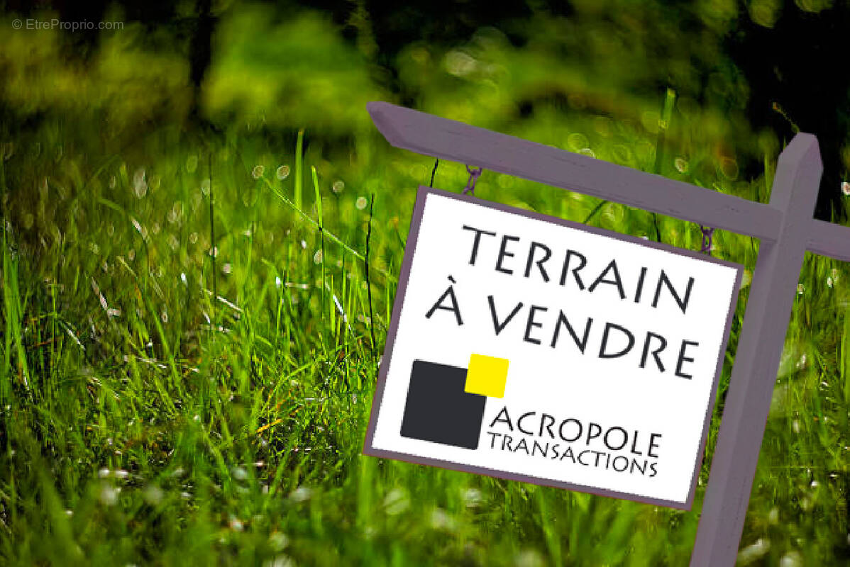 Terrain à POLLIONNAY