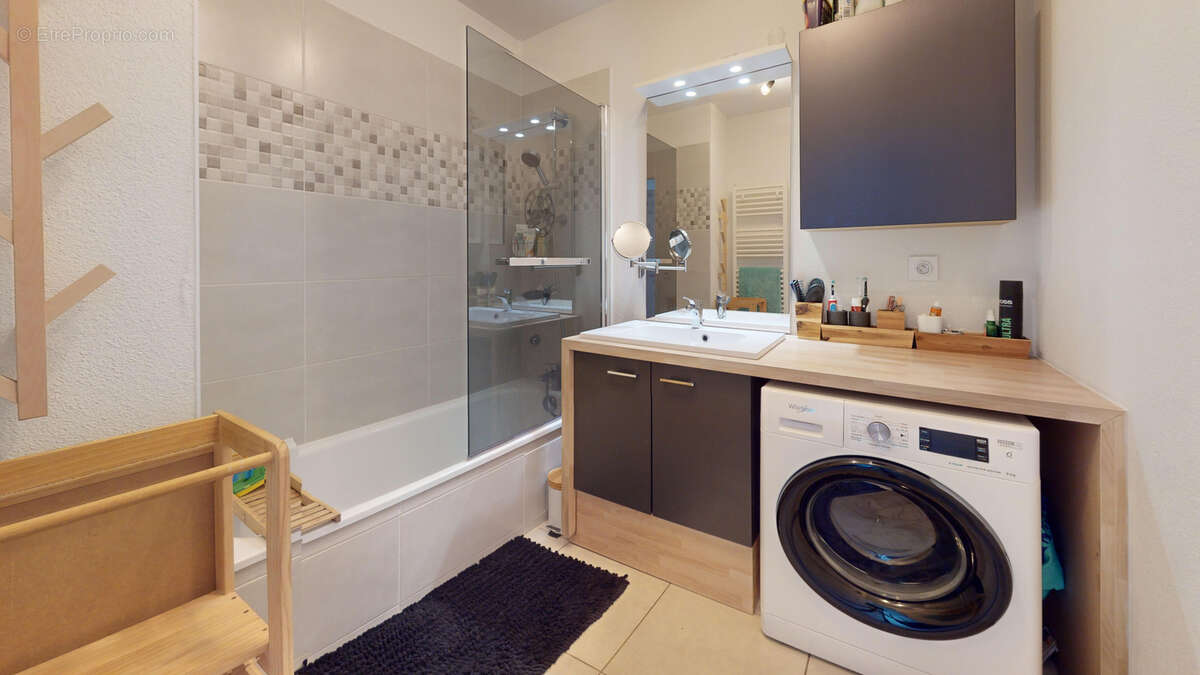 Appartement à CORNEBARRIEU