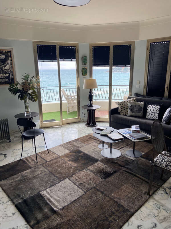 Appartement à ROQUEBRUNE-CAP-MARTIN