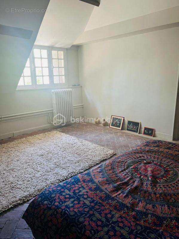 Maison à SAINT-MAURICE-AUX-RICHES-HOMMES