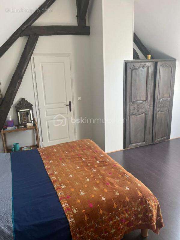 Maison à SAINT-MAURICE-AUX-RICHES-HOMMES