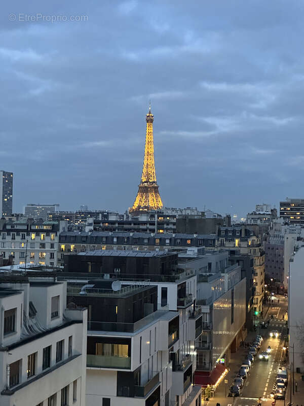 Appartement à PARIS-15E