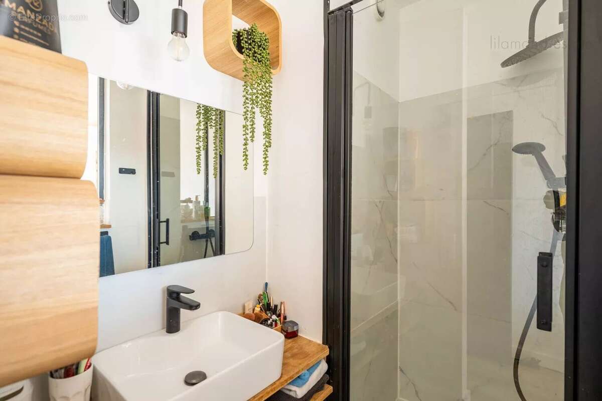 Appartement à MOUGINS