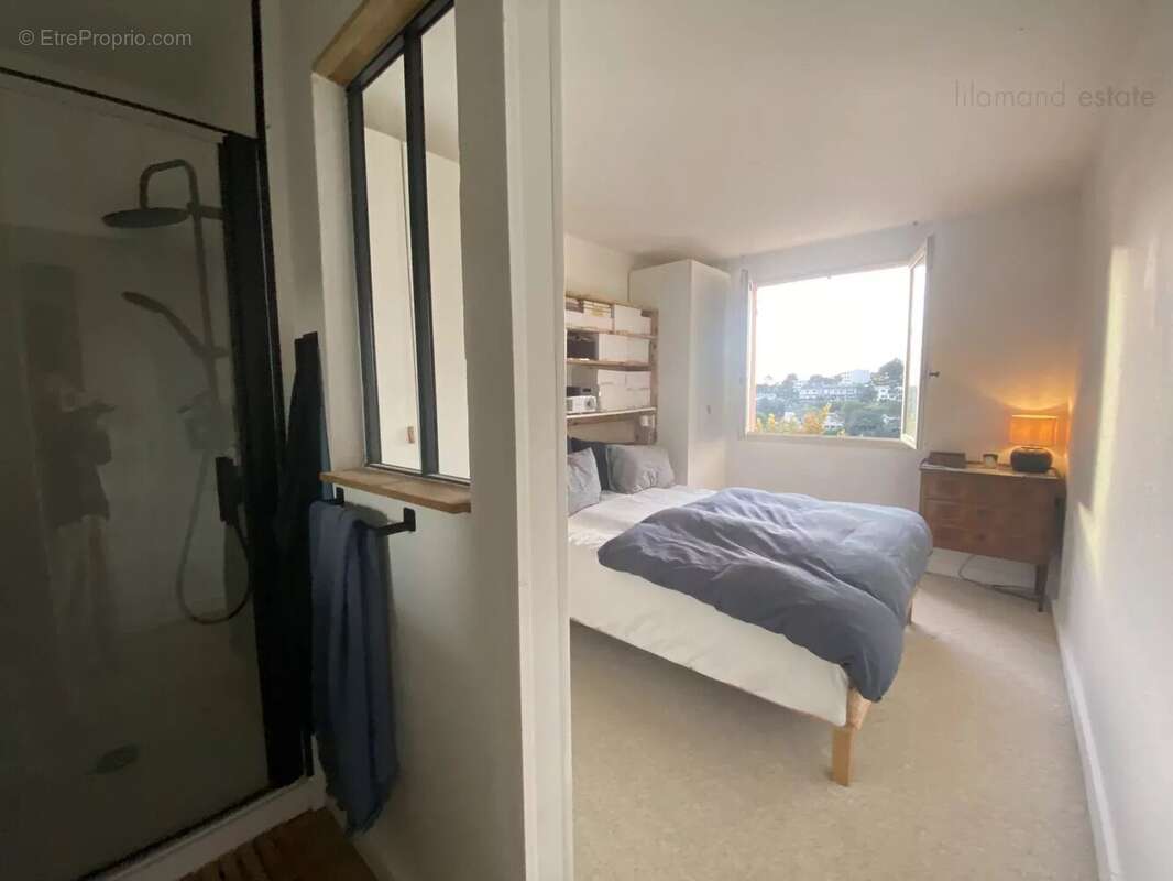 Appartement à MOUGINS