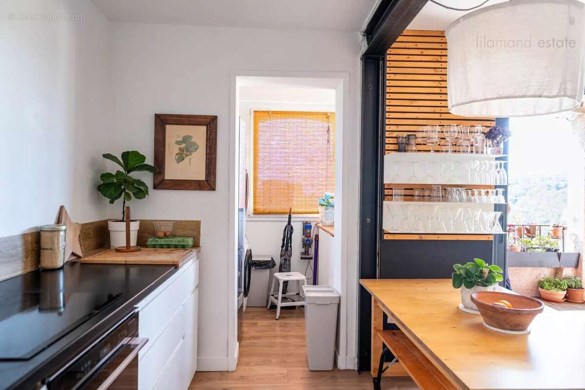 Appartement à MOUGINS