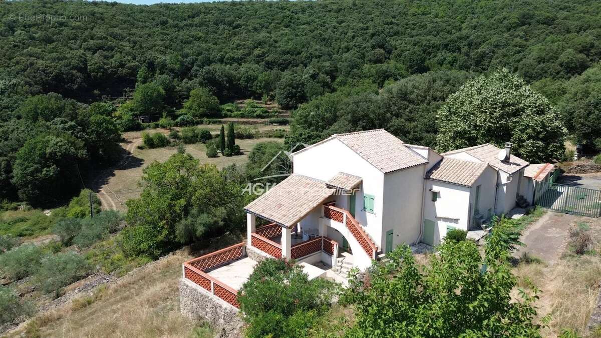 Maison à LES SALLES-DU-GARDON