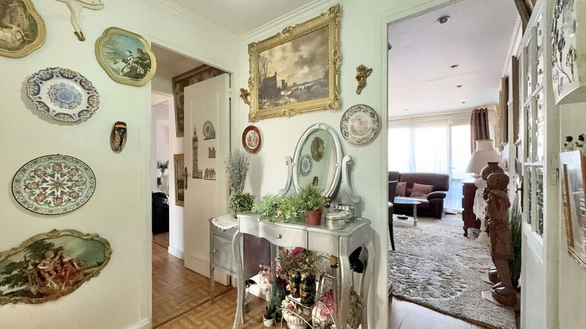 Appartement à CORBEIL-ESSONNES