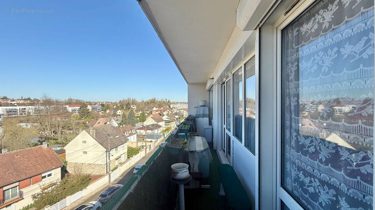 Appartement à CORBEIL-ESSONNES