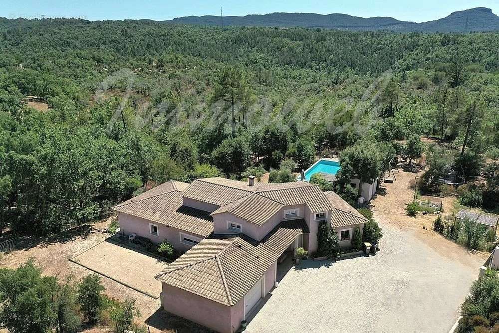 Maison à SAINT-PAUL-EN-FORET