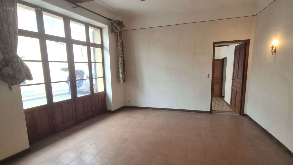 Appartement à ROGNONAS